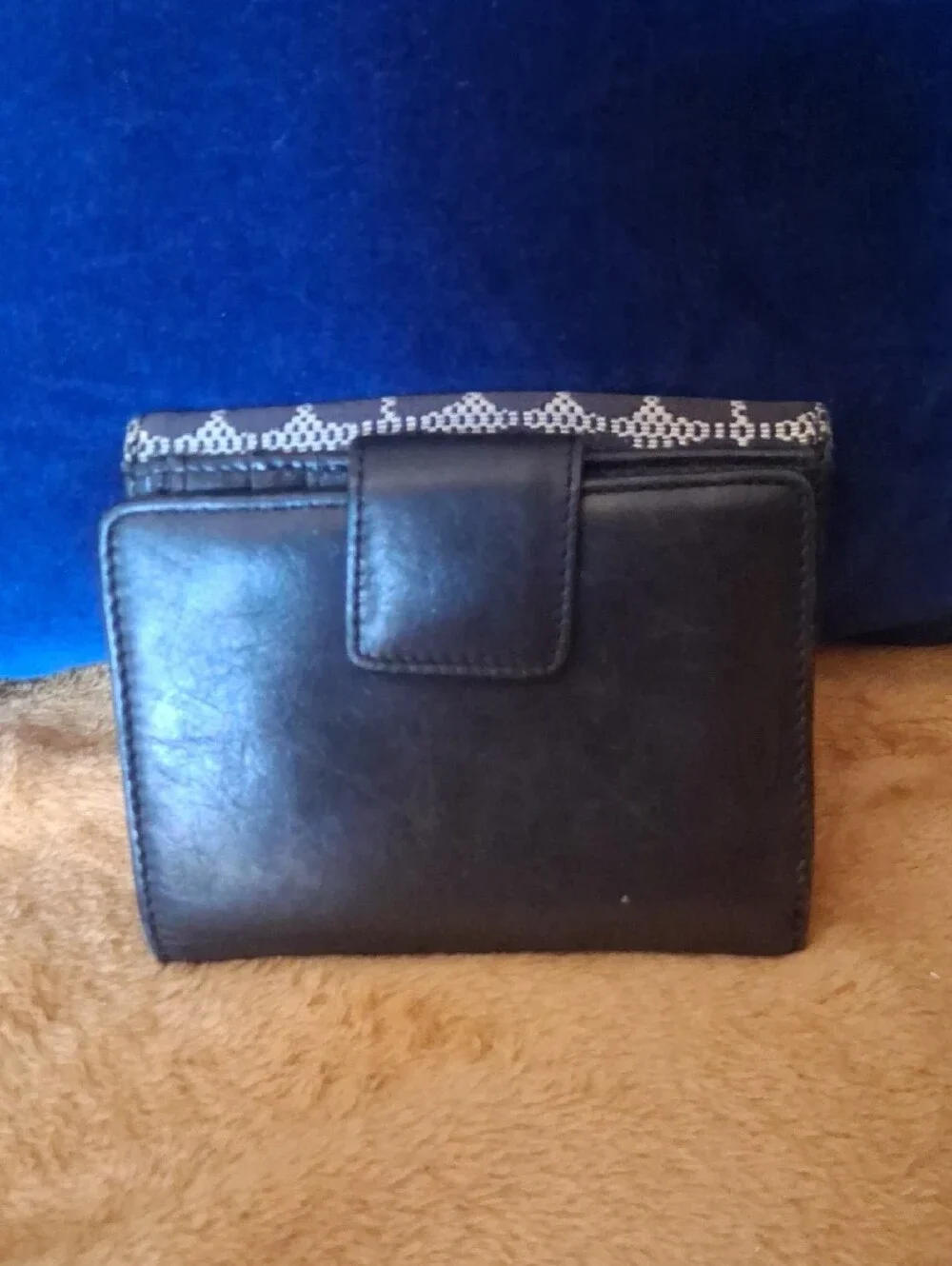 kate spade Navy and White Patterned Bifold Wallet